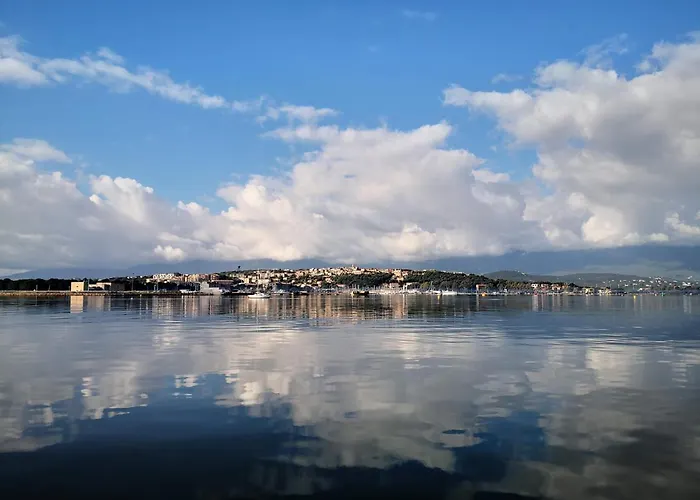 Stlocavoile 2, Seuls A Bord D Un Voilier Dans Le Golfe Porto-Vecchio (Corsica)