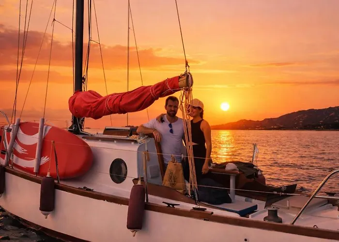 Botel Stlocavoile 2, Seuls A Bord D Un Voilier Dans Le Golfe *