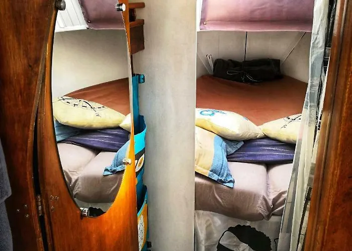 Stlocavoile 2, Seuls A Bord D Un Voilier Dans Le Golfe * Porto-Vecchio (Corsica)