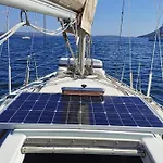 Stlocavoile 2, Seuls A Bord D Un Voilier Dans Le Golfe Tekne