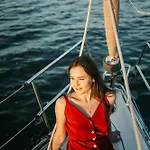 Stlocavoile 2, Seuls à Bord D Un Voilier Dans Le Golfe *