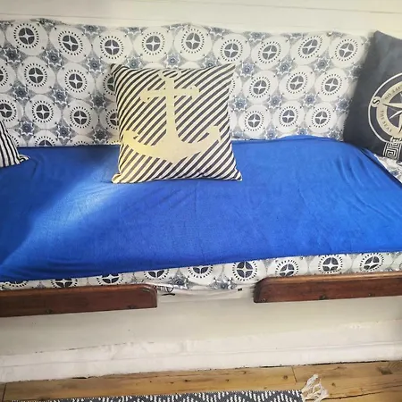 Stlocavoile 2, Seuls A Bord D Un Voilier Dans Le Golfe