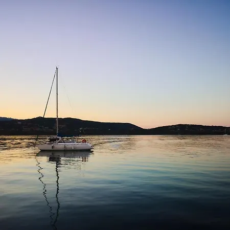 Bådhotel Stlocavoile 2, Seuls A Bord D Un Voilier Dans Le Golfe